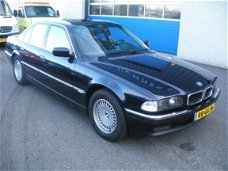 BMW 7-serie - YOUNGTIMER