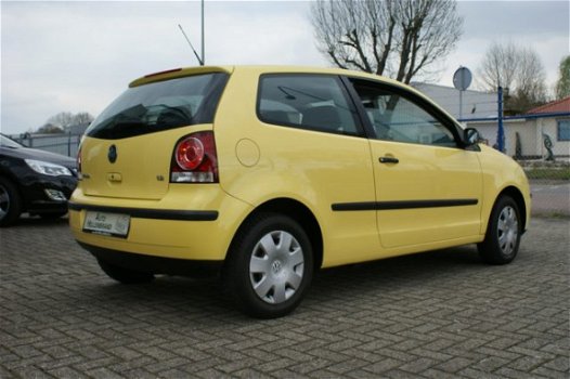 Volkswagen Polo - 1.2-12V Trendline - NAP - Grote Beurt & APK - 1