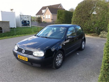 Volkswagen Golf - 1.9 TDI Sportline - 1