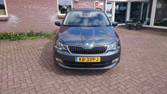 Skoda Fabia Combi - 1.2 TSI Ambition Business - 1