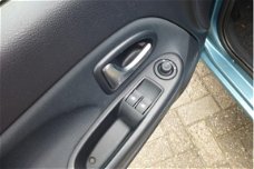 Renault Clio - 1.2-16V Dynamique Luxe Orginele Nederlandse auto - airco - centrale vergrendeling - e