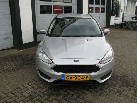 Ford Focus - 1.0 EcoBoost 100pk 5-deurs Trend Edition - 1