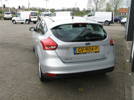 Ford Focus - 1.0 EcoBoost 100pk 5-deurs Trend Edition - 1