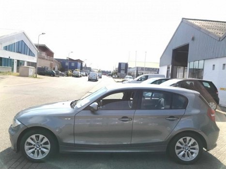 BMW 1-serie - 116i High Executive Facelift/ 4x el. raam/ APK - 1