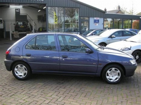 Peugeot 306 - 1.6 XS NIEUWE DISTRIBUTIERIEM+APK - 1