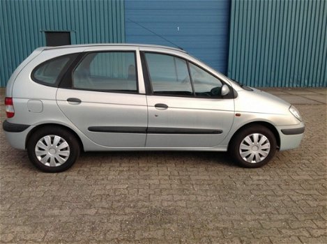 Renault Scénic - 1.4-16V RXE ZEER NETJES - 1