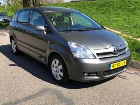 Toyota Corolla Verso - 1.6 VVT-i Sol Bekleding leder, Cruise control , ECC, Trekhaak, 4x Elektrische - 1