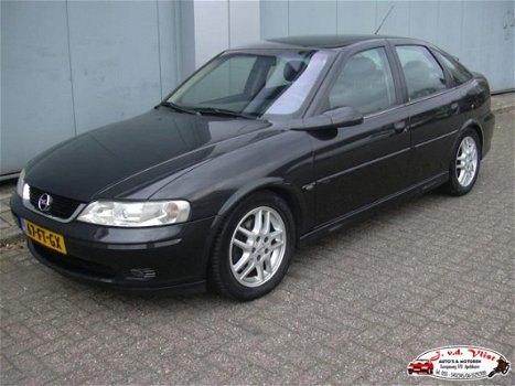 Opel Vectra - 2.0i-16V Sport - 1