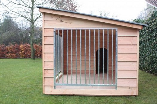 Luxe Douglas hondenkennel met zijpaneel type: Max - 3