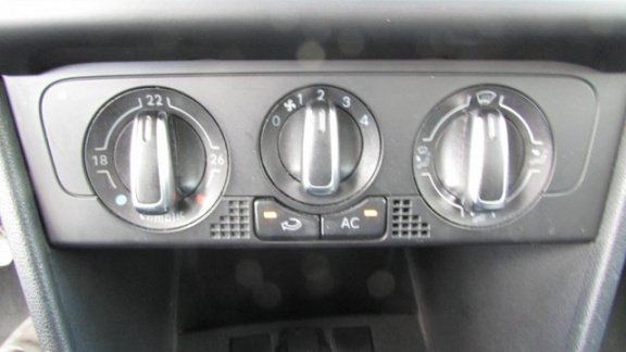 Volkswagen Polo - 1.4-16V Trendline airco/stereo/5 deurs - 1