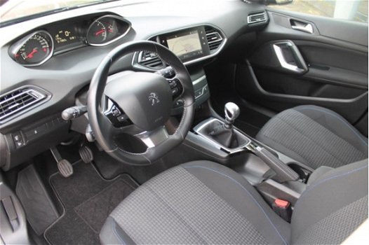 Peugeot 308 SW - 1.6 e-HDi Style Airco/Cruise/LMV/Navi - 1