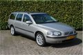 Volvo V70 - 2.0 T automaat - 1 - Thumbnail