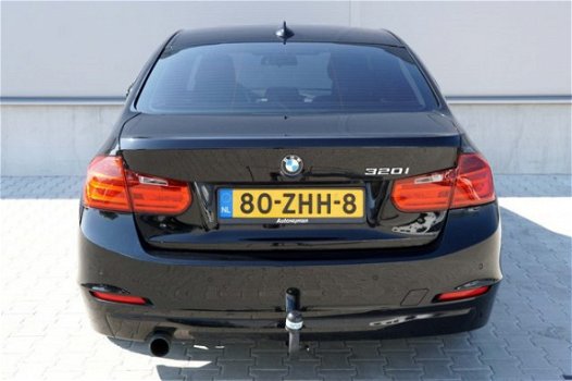 BMW 3-serie - 320I Executive - 1