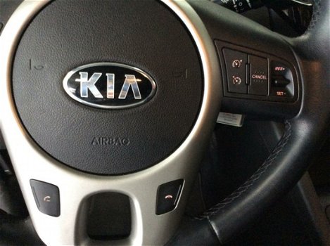 Kia Venga - 1.4 CVVT First Edition Navi Zeer Luxe - 1