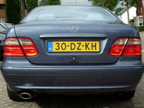 Mercedes-Benz CLK-klasse Coupé - 2.0 CLK200 AVANTGARDE/DESIGNO LAK/UNIEK IN NEDERLAND - 1