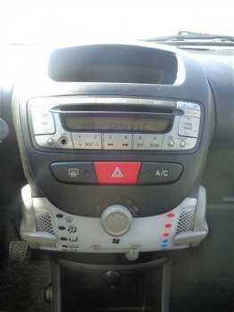 Toyota Aygo - 1.0 VVT-i 5D Now - 1