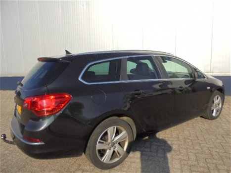 Opel Astra - 1.7 CDTI EcoFLEX S & S 130pk Business+ NAVI 900 - 1