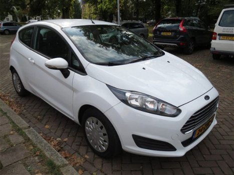 Ford Fiesta - 1.6 TDCi Champion + Airco - 1