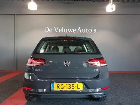 Volkswagen Golf - 1.0 TSI Trendline facelift / 6 bak / 1e eig - 1