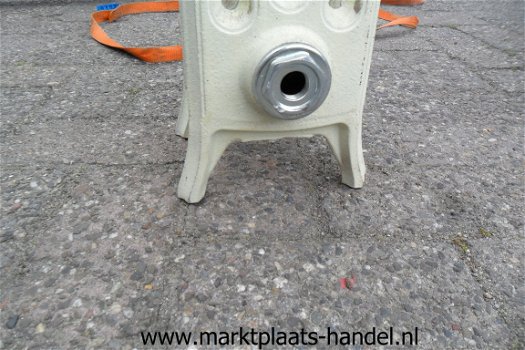 design radiator van gietijzer (a22)34 - 3