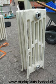 design radiator van gietijzer (a22)34 - 4