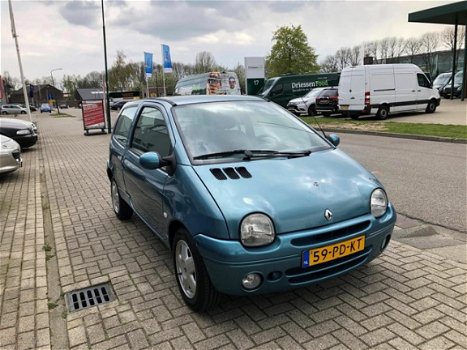 Renault Twingo - 1.2 Privilège top auto met airco en stuurbekrachtiging - 1