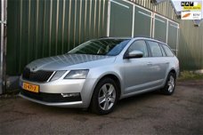 Skoda Octavia Combi - 1.6 TDI Greentech Ambition DSG AUTOMAAT , CLIMA, NAVIGATIE BJ 2017 EURO 6