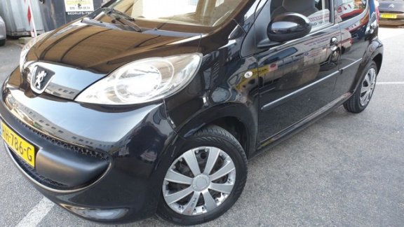 Peugeot 107 - 1.0-12V XR Airco/Elek pakk/Nw APK/Garantie - 1