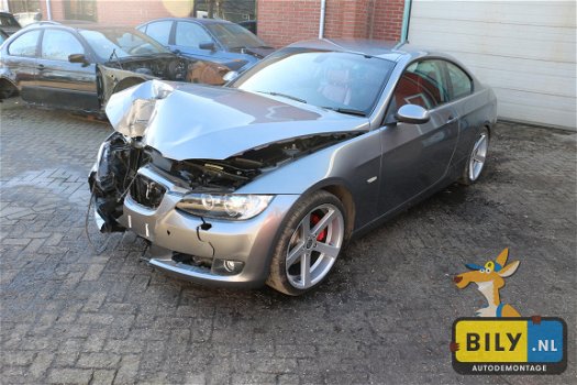 In onderdelen BMW E92 330i '06 BILY bmw autodemontage - 4