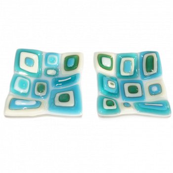 Set van 2 kleine glazen schaaltjes. Handgemaakt van wit en blauw glas. Kleine vierkante schaaltjes v - 1