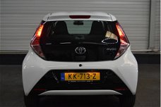 Toyota Aygo - 1.0 VVT-i x-play +CAMERA/BLEUTOOTH