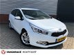 Kia cee'd Sportswagon - 1.6 GDI Business Pack Automaat/Navigatie/Cruise/Trekhaak - 1 - Thumbnail