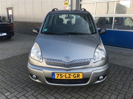 Toyota Yaris Verso - 1.3 VVT-i Terra - 1