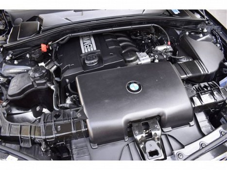 BMW 1-serie - 118i M-Edition Navi Xenon Schuifdak Bluetooth - 1