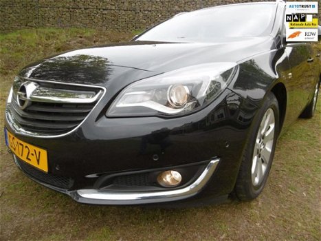 Opel Insignia Sports Tourer - LED/I-LINK+CAMERA/RIJASSIST/CARBON/INR&GAR.MOGELIJK - 1