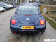 Volkswagen New Beetle - 2.0 Highline