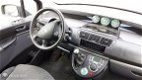 Peugeot 807 - 2.2 HDiF ST Premium - 1 - Thumbnail