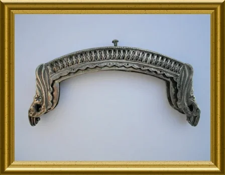 Nog een antieke zilveren beursbeugel // antique silver purse frame from 1858 - 0