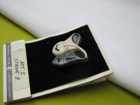 Broche keramiek porseleinen masker theather van de lach traan 2.6x2.5 cm. - Afbeelding 5