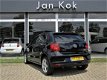 Volkswagen Polo - 1.2 TSi 90 pk Highline / Navigatie / Parkeersensoren / Climatronic - 1 - Thumbnail