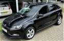 Volkswagen Polo - 1.2 TSi 90 pk Highline / Navigatie / Parkeersensoren / Climatronic - 1 - Thumbnail