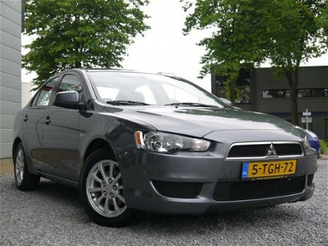 Mitsubishi Lancer Sports Sedan - 1.6 Edition One - 1