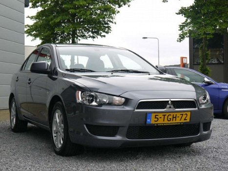 Mitsubishi Lancer Sports Sedan - 1.6 Edition One - 1