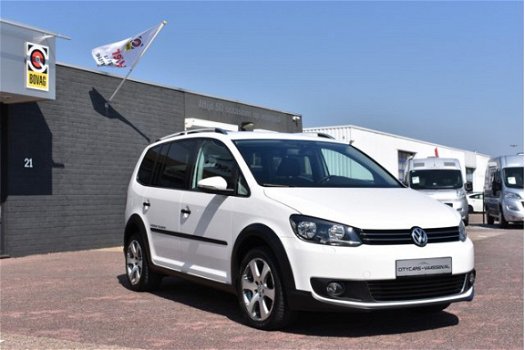 Volkswagen Touran - 1.4 TSI Cross 140 pk navigatie climate ctr cruise ctr pdc a chroompakket lmv 17 - 1