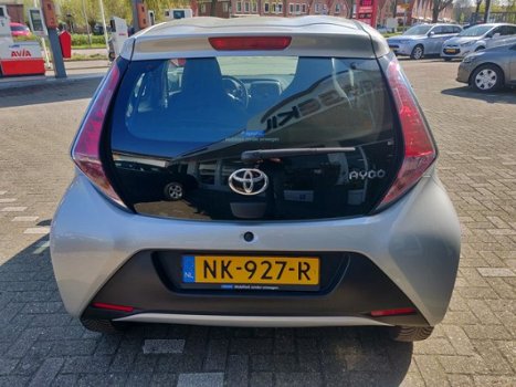 Toyota Aygo - 1.0 VVT-i x-fun Org. NL|Airco|Bluetooth|5drs - 1