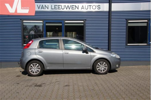 Fiat Grande Punto - 1.9 JTD Emotion | Climate Control | Mistlampen voor | Cruise Control | Trekhaak - 1