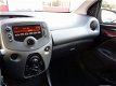 Peugeot 108 - 1.0 E-VTI Blue Lease Executive /AIRCO/CV/LED/ISOFIX/Elek. ramen/NAP - 1 - Thumbnail