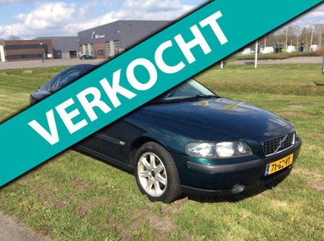 Volvo S60 - 2.4 AUTOMAAT NWE APK NAP YOUNGTIMER - 1