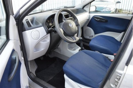 Fiat Punto - 1.4-16V Dynamic airco goed onderhouden NAP APK - 1