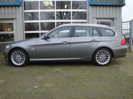 BMW 3-serie Touring - 330D high EXE - 1